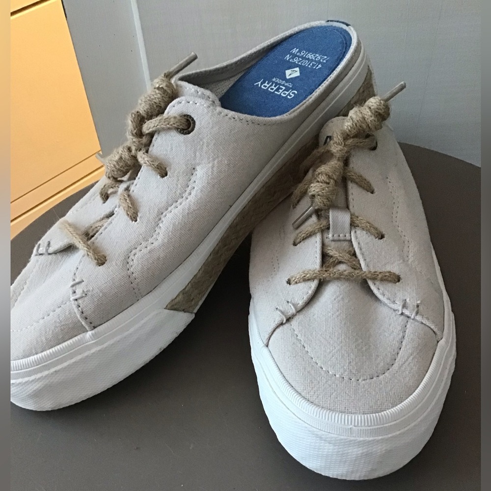 NWOT Sperry Top-Siders Crest Vibe Platform Resort Mules